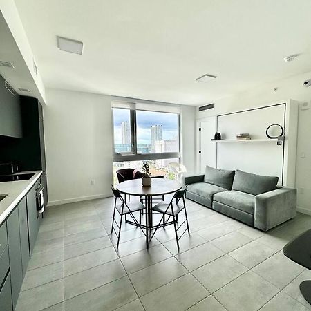 2 Bedrooms Design Condo Downtown Miami Pool And Gym 외부 사진