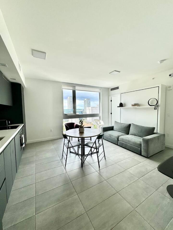 2 Bedrooms Design Condo Downtown Miami Pool And Gym 외부 사진